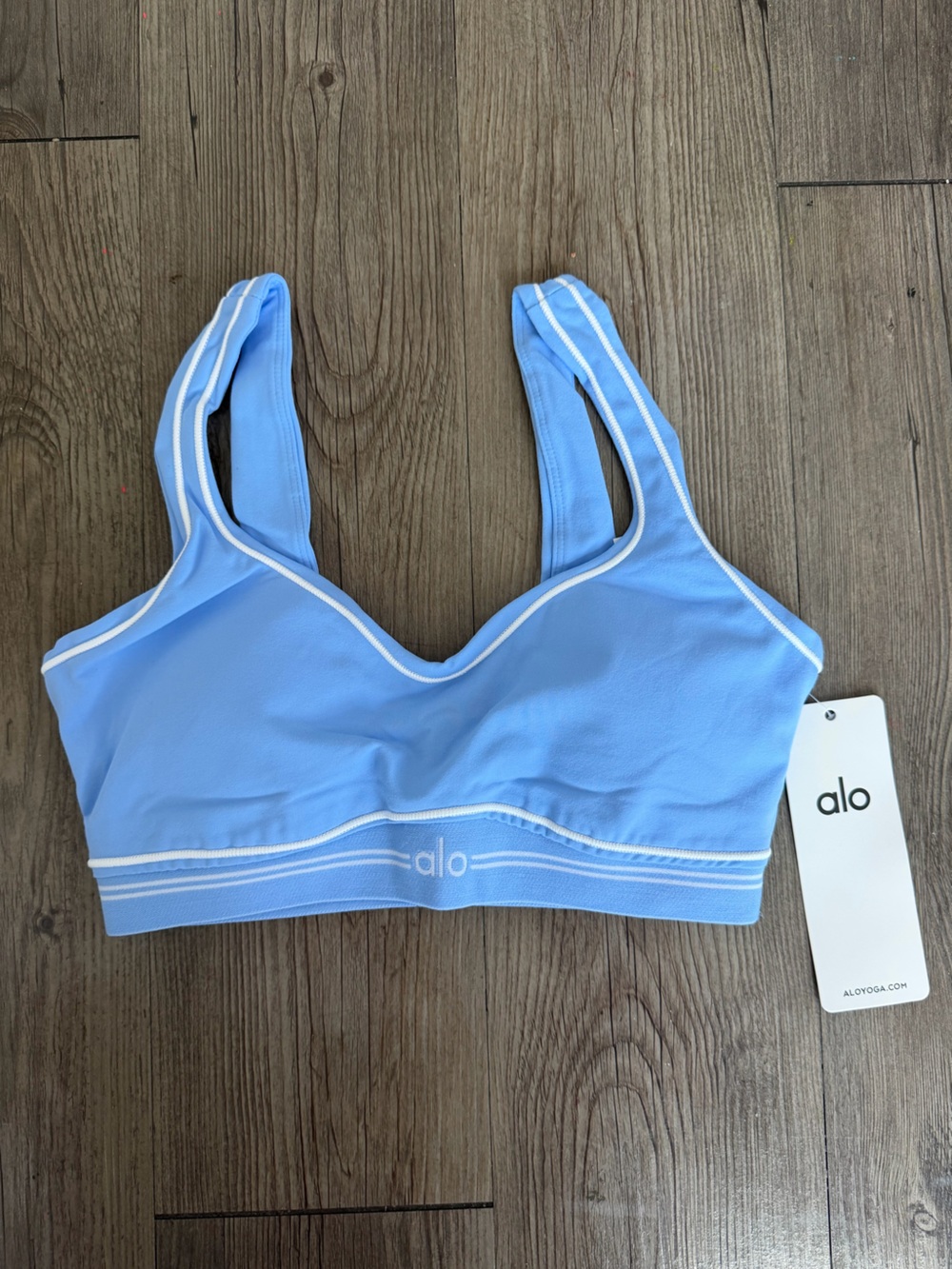 Alo Crystal Clear Blue Heart Throb Set - Picture 2 of 4
